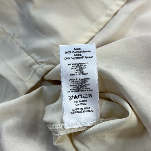 Roan and Rya florap print pink smocked waist blouson dress, xs - Picture 9 of 9